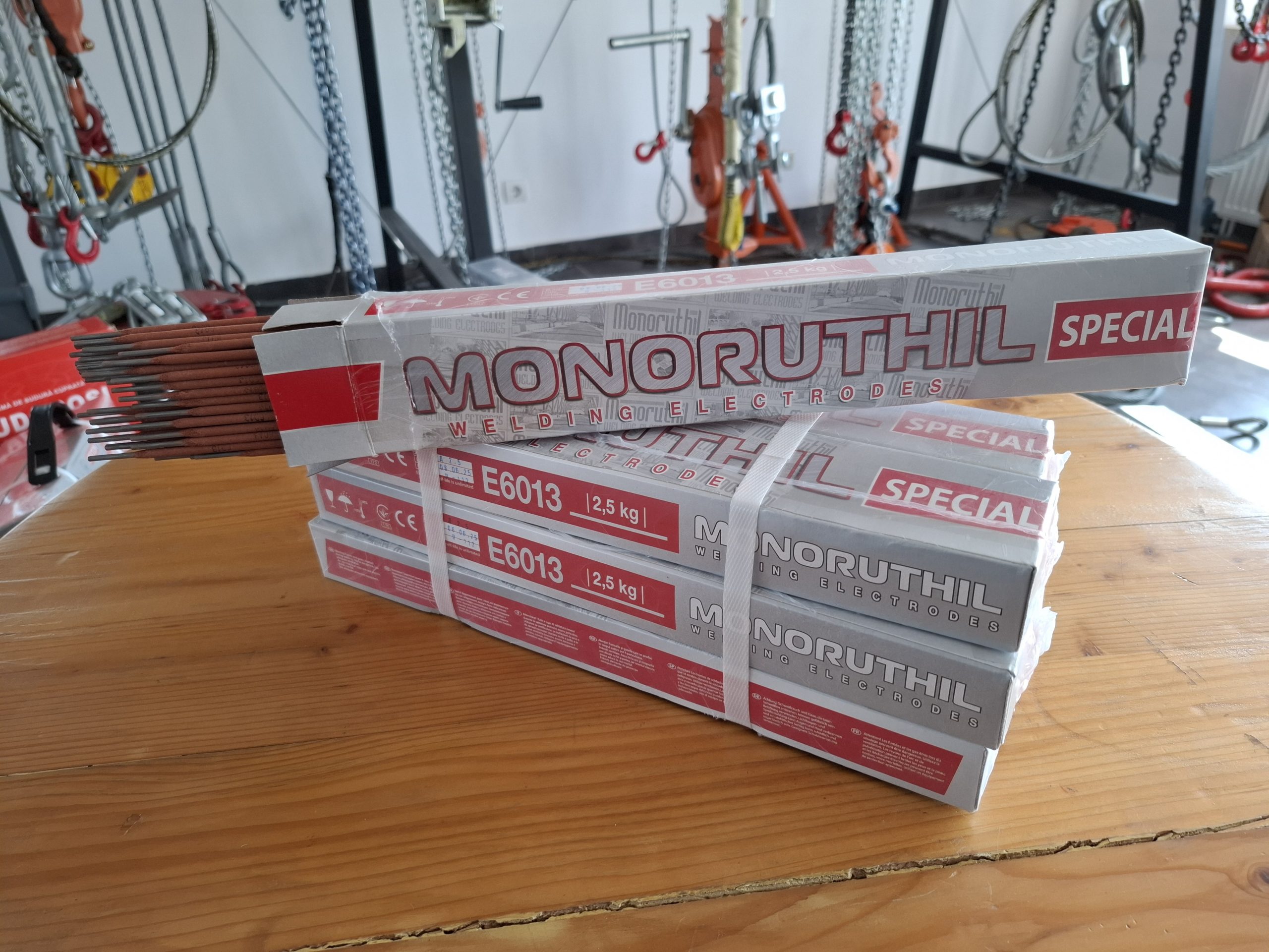 Monorutil-Special-2025